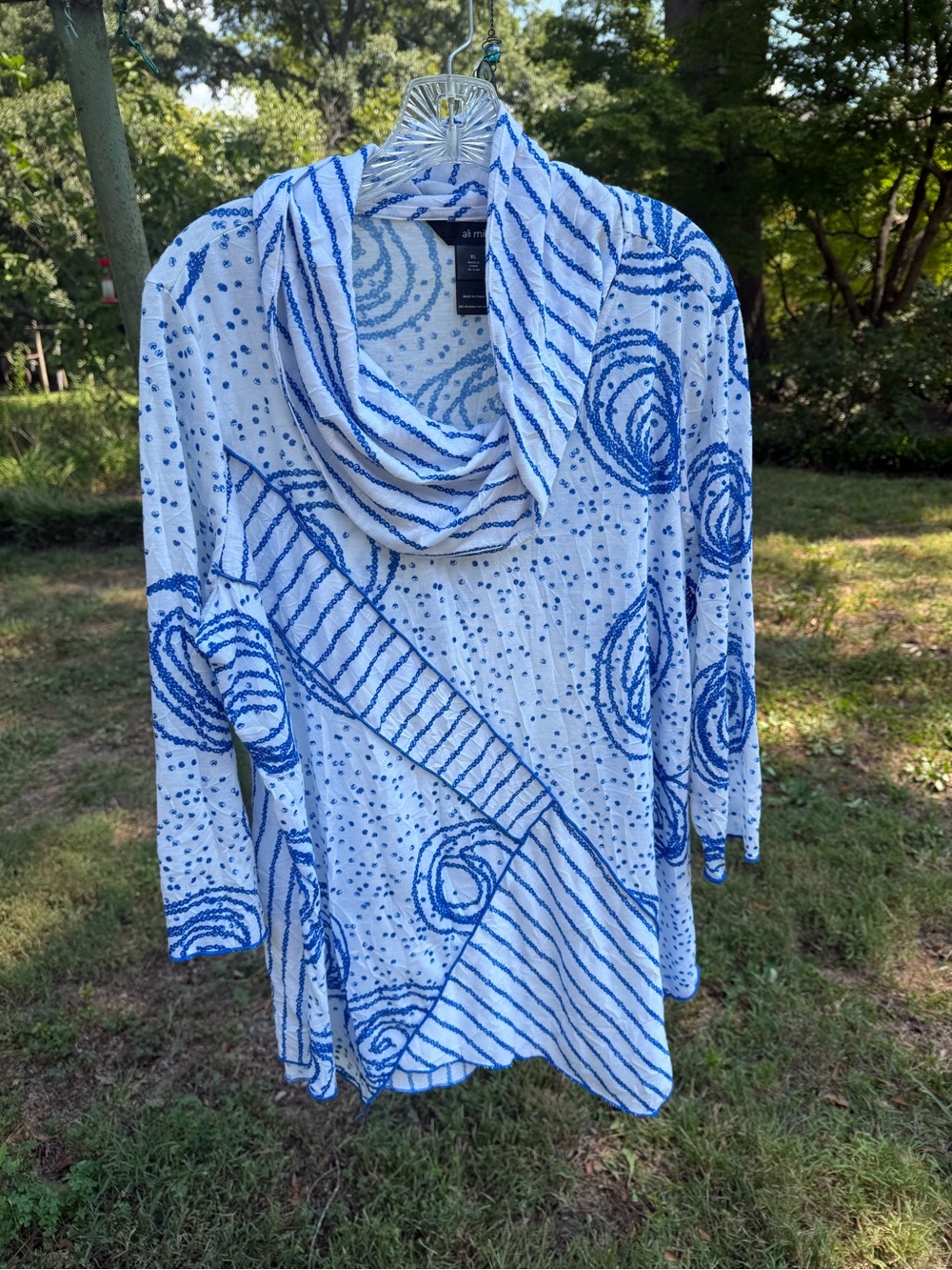 Ali Miles White & Blue Cowl-Neck Abstract Print Tunic Sweater